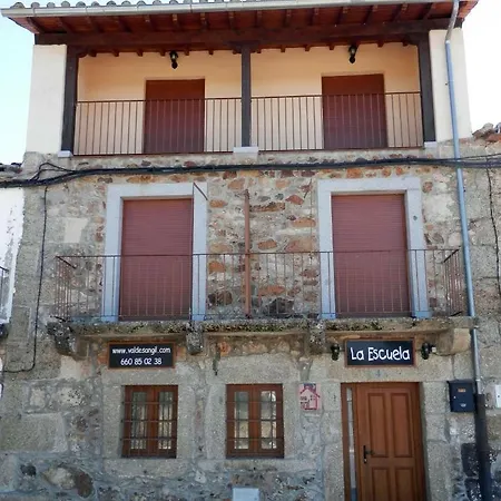 La Escuela * Béjar